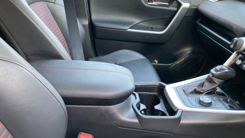 Toyota RAV4 2.5 PHEV Dynamic 5dr CVT Estate